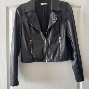 Black faux leather cropped jacket | x small